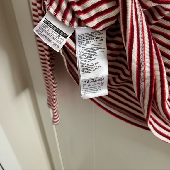 levi’s | maroon and pink striped long sleeve tee - Picture 5 of 8